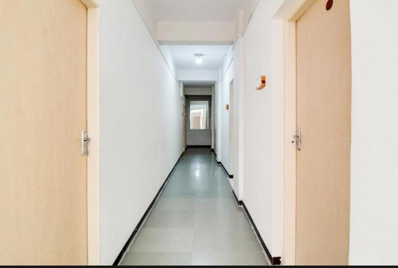 נאסיק Hotel Rahi מראה חיצוני תמונה