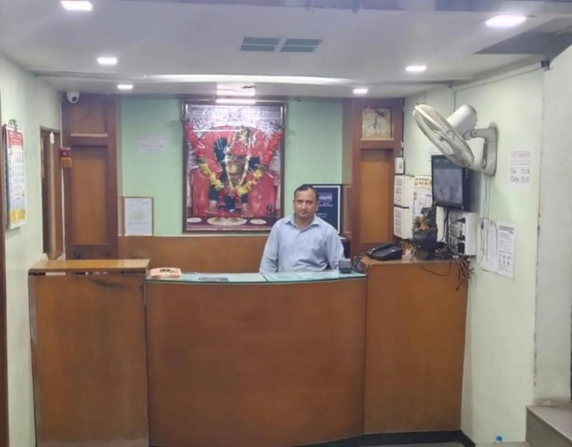 נאסיק Hotel Rahi מראה חיצוני תמונה