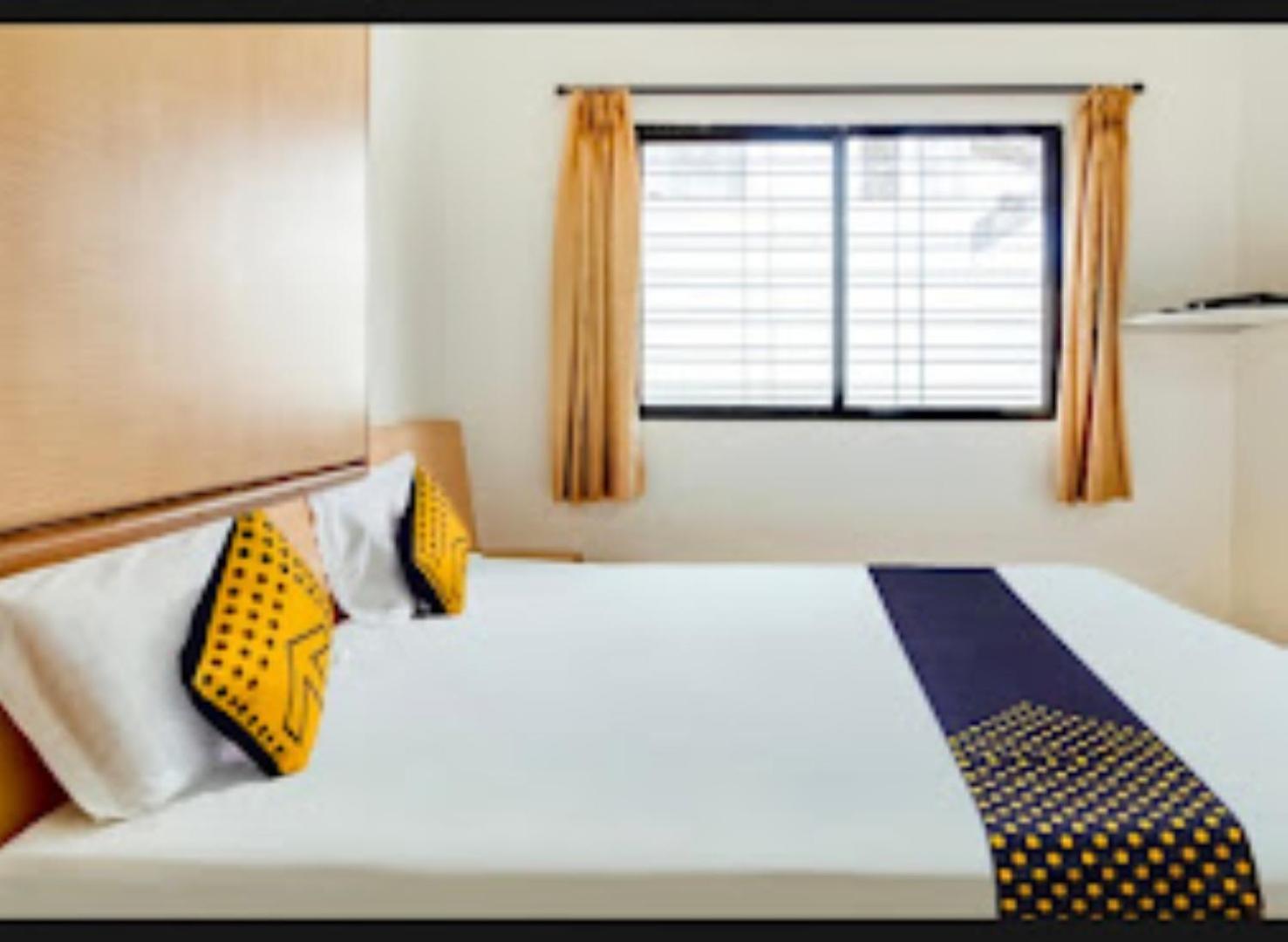 נאסיק Hotel Rahi מראה חיצוני תמונה